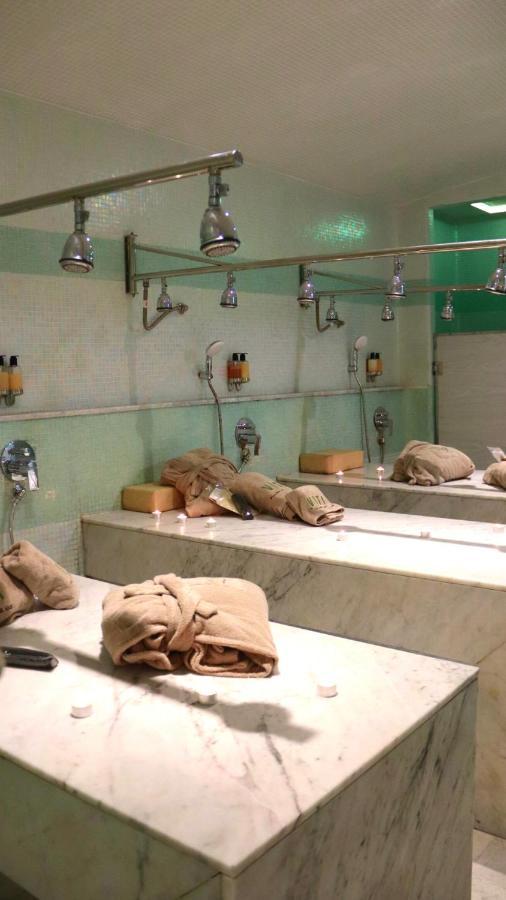 New Hotel Piscine Wellness & Spa Kazablanka Dış mekan fotoğraf