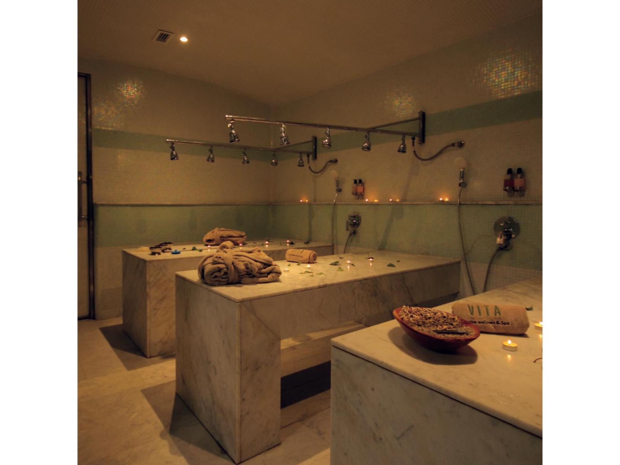 New Hotel Piscine Wellness & Spa Kazablanka Dış mekan fotoğraf